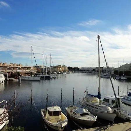 Duplex Cosy Avec Terrasse, Clim Et Parking A Deux Pas Des Plages - Fr-1-307-285 Apartment Le Grau-du-Roi